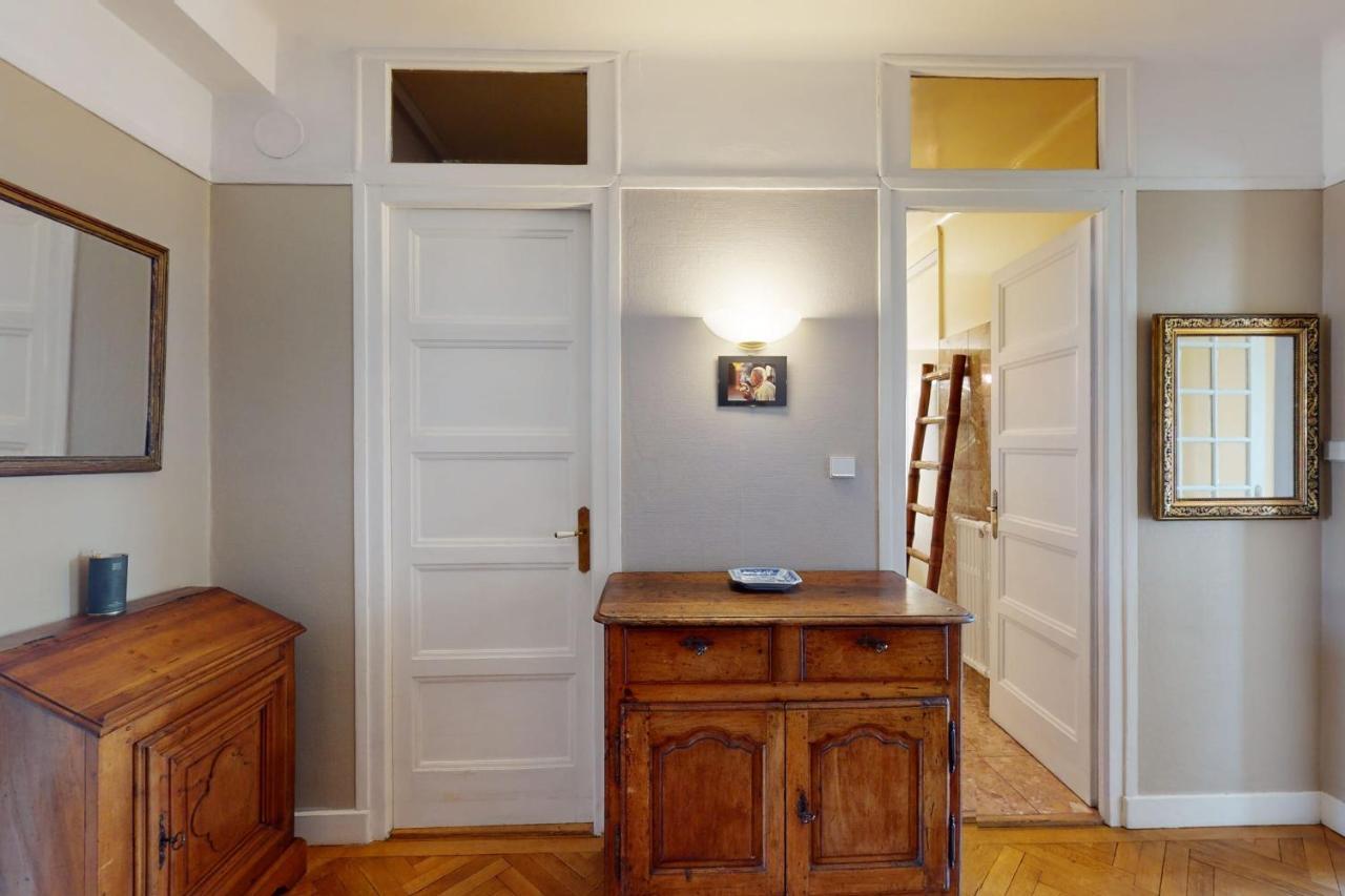 Le Sommeiller 35 - Appartement Pour 4 Personnes A Deux Pas Du Lac อานซี ภายนอก รูปภาพ